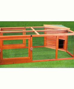 Freilaufgehege Kaninchen Rima mit gemütlichem Schlafhaus