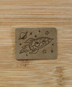 Ein Label zum Aufnähen – Rakete taupe